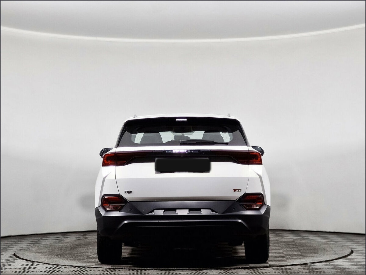 FAW Bestune T77 2024 года с пробегом. Фото: #5