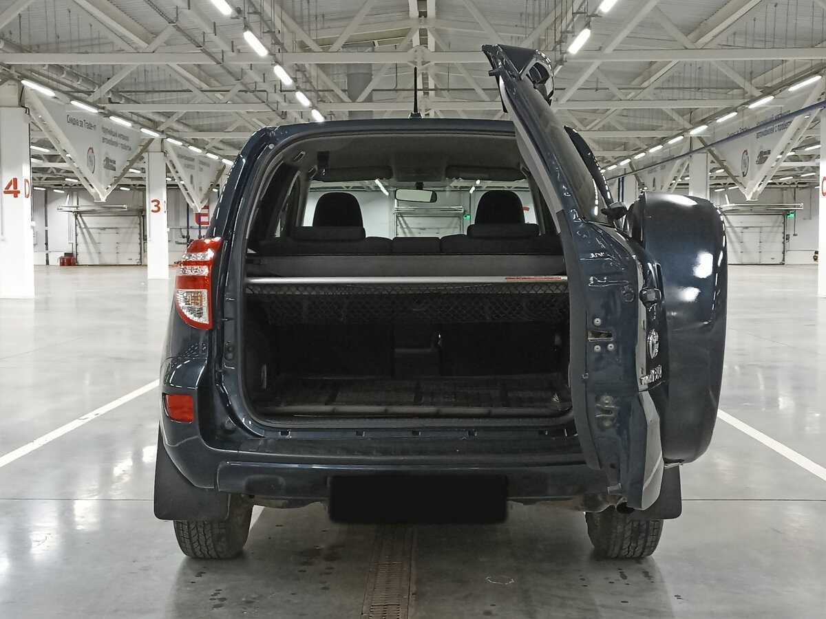 Toyota RAV4 2012 года с пробегом. Фото: #9