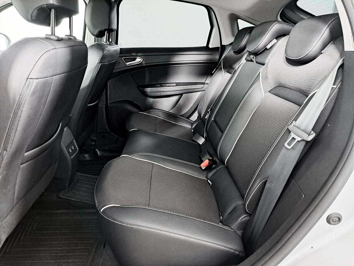 Renault Arkana 2021 года с пробегом. Фото: #7