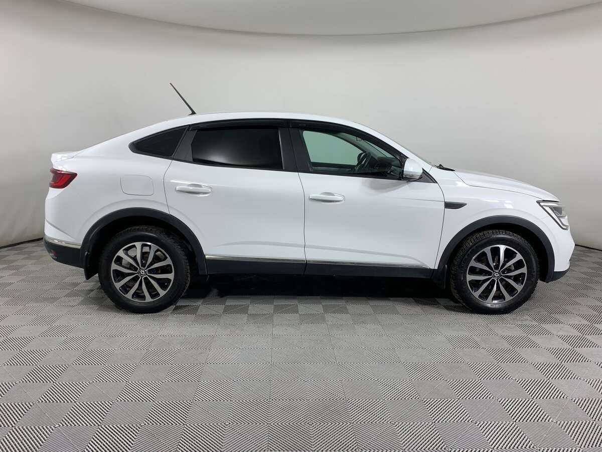 Renault Arkana 2021 года с пробегом. Фото: #3
