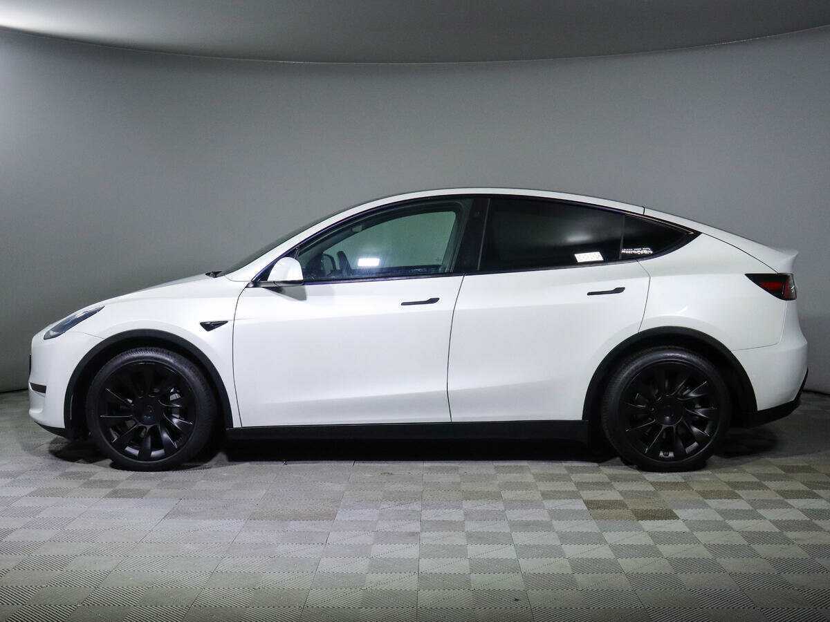 Tesla Model Y 2021 года с пробегом. Фото: #6