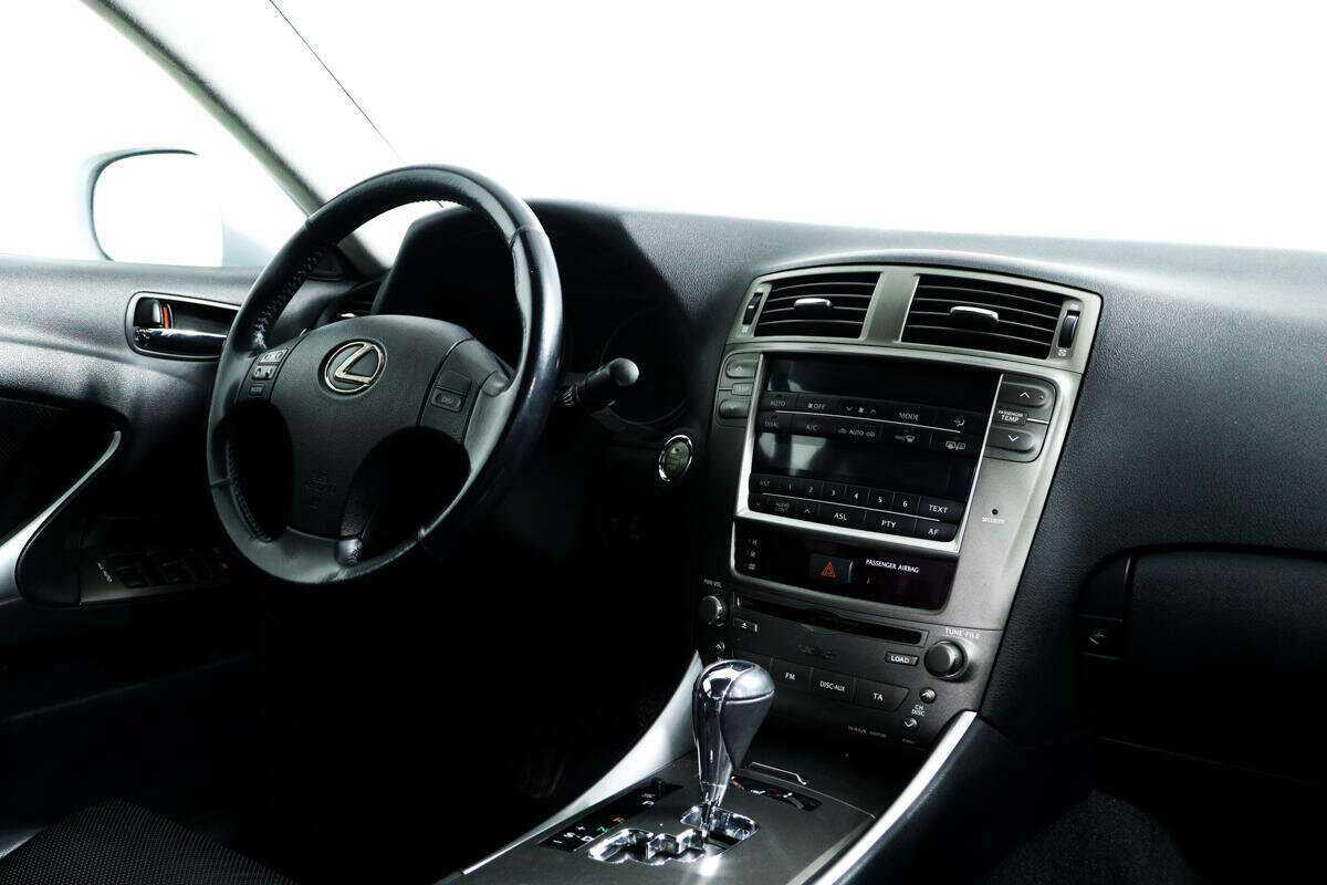 Lexus IS 2008 года с пробегом. Фото: #8