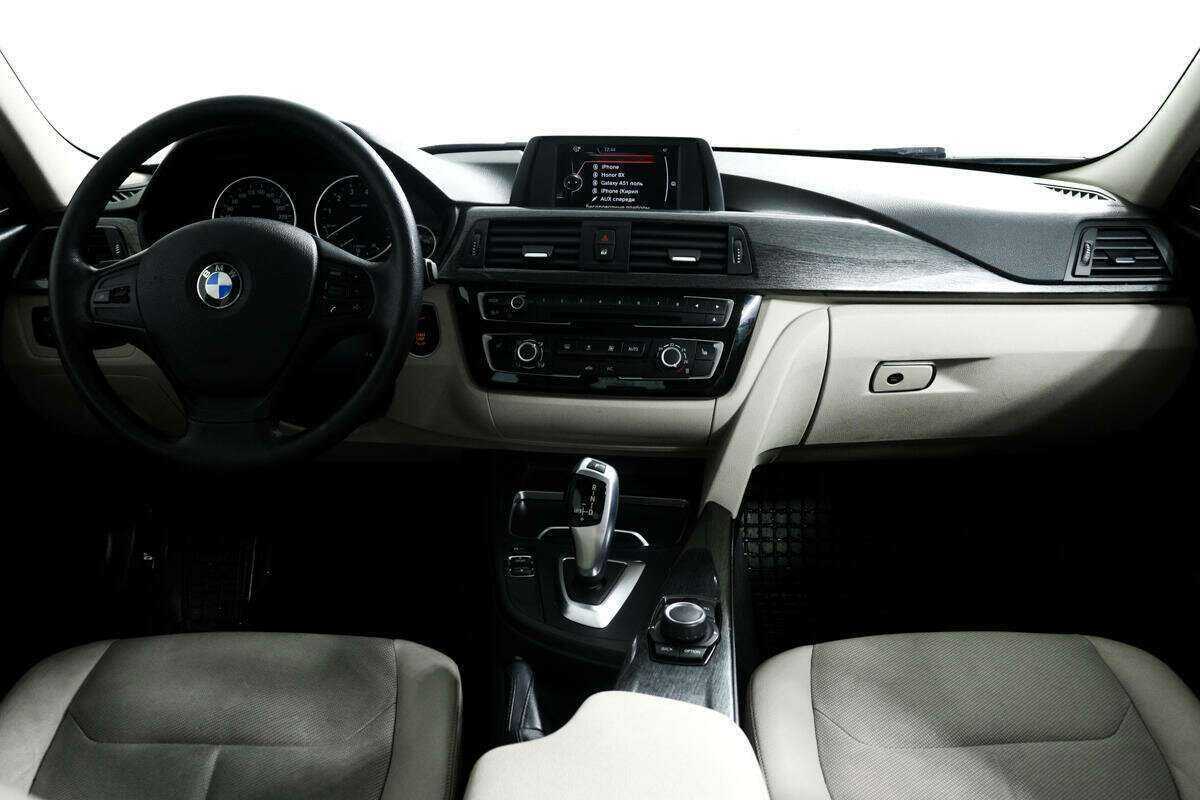 BMW 3 серии 2016 года с пробегом. Фото: #10