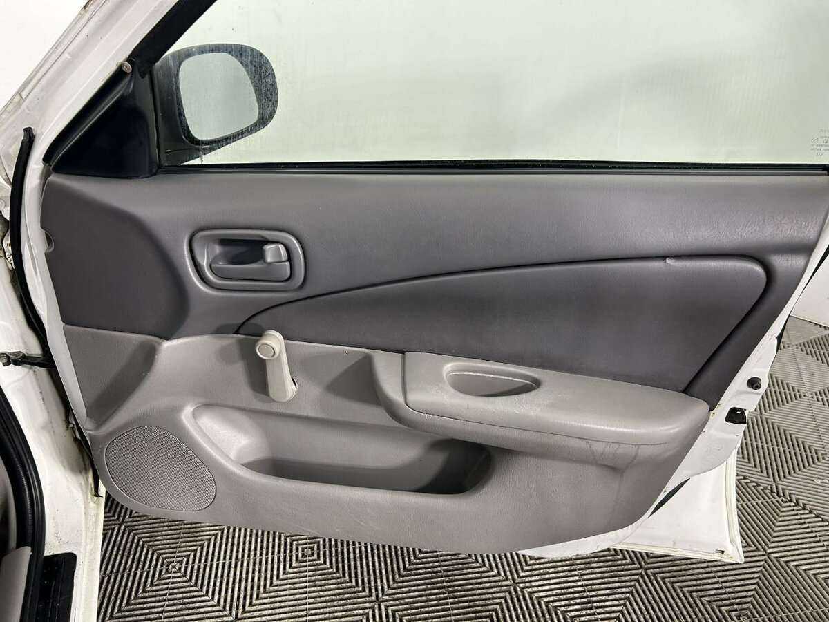 Nissan Sunny 2004 года с пробегом. Фото: #7