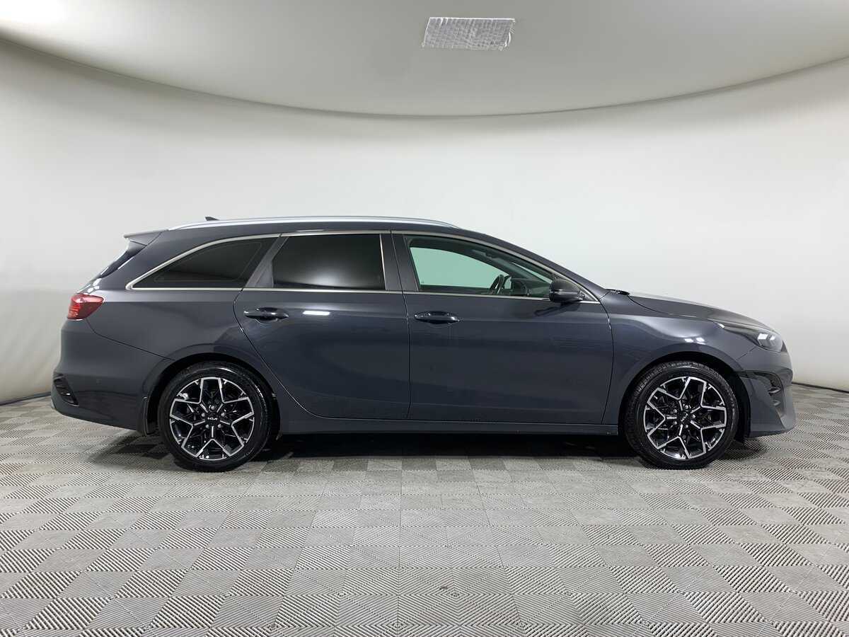 Kia Ceed 2021 года с пробегом. Фото: #3