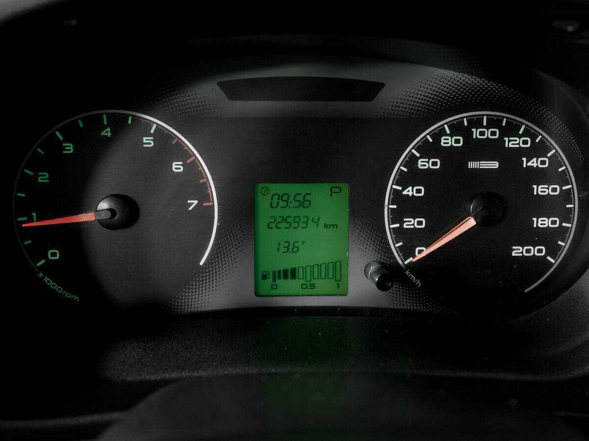 Lada (ВАЗ) Granta 2012 года с пробегом. Фото: #10