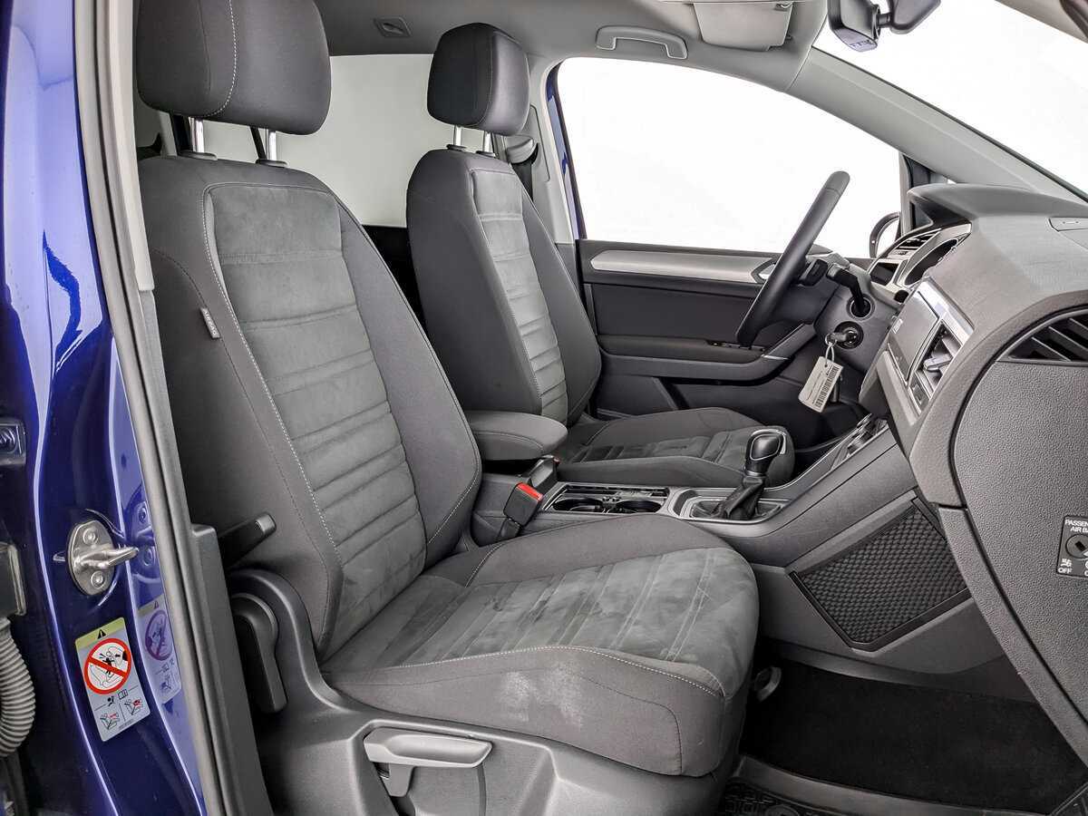 Volkswagen Touran 2018 года с пробегом. Фото: #17