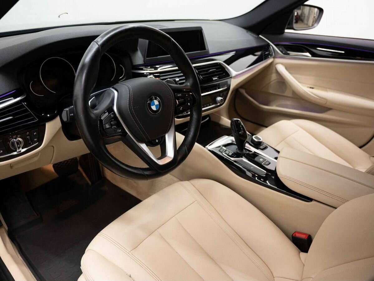 BMW 5 серии 2018 года с пробегом. Фото: #6
