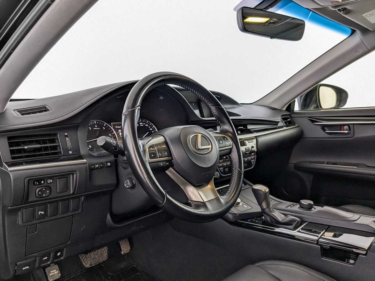 Lexus ES 2018 года с пробегом. Фото: #13