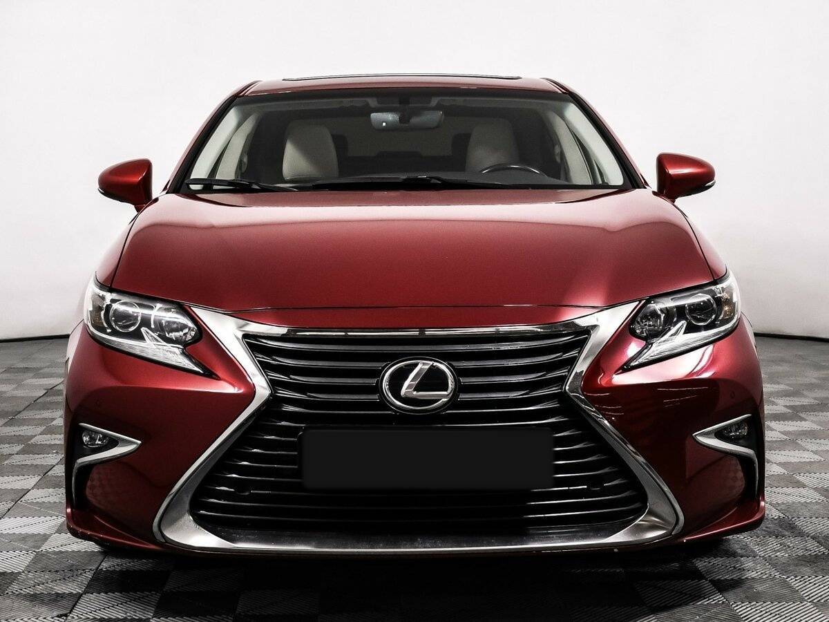 Lexus ES 2016 года с пробегом. Фото: #1