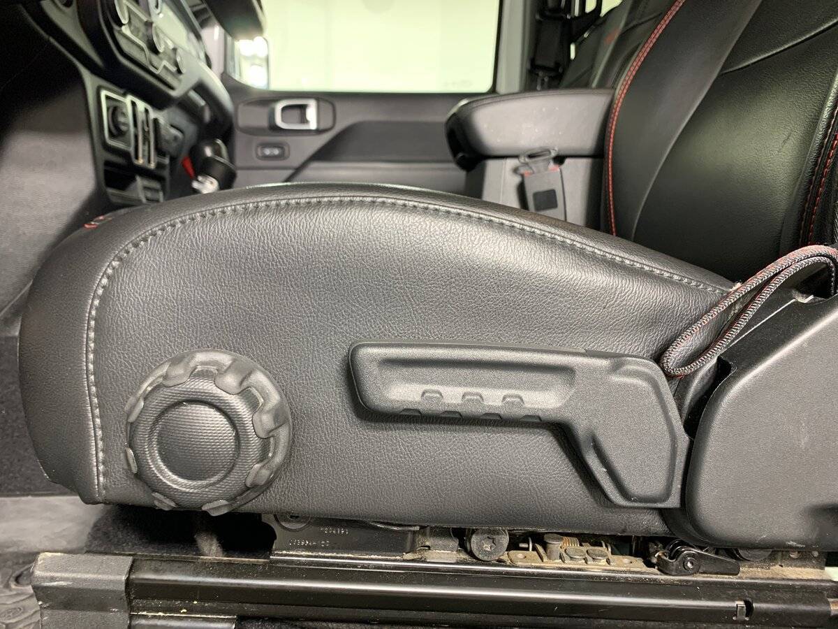Jeep Wrangler 2019 года с пробегом. Фото: #16
