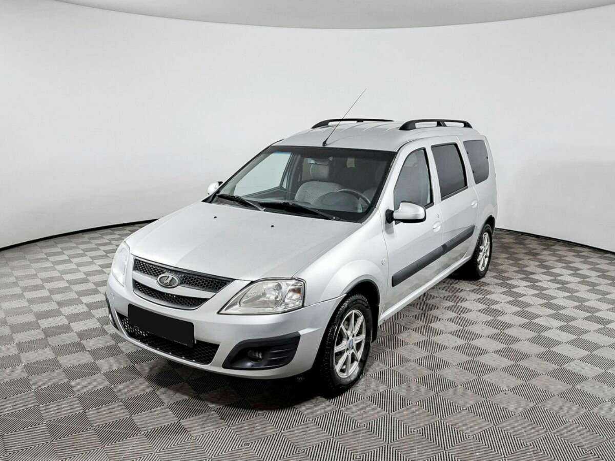 Lada (ВАЗ) Largus 2012 года с пробегом. Посмотреть фото