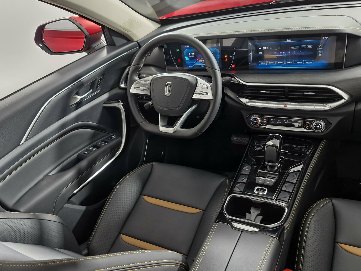 FAW Bestune T77 2024 года с пробегом. Фото: #18