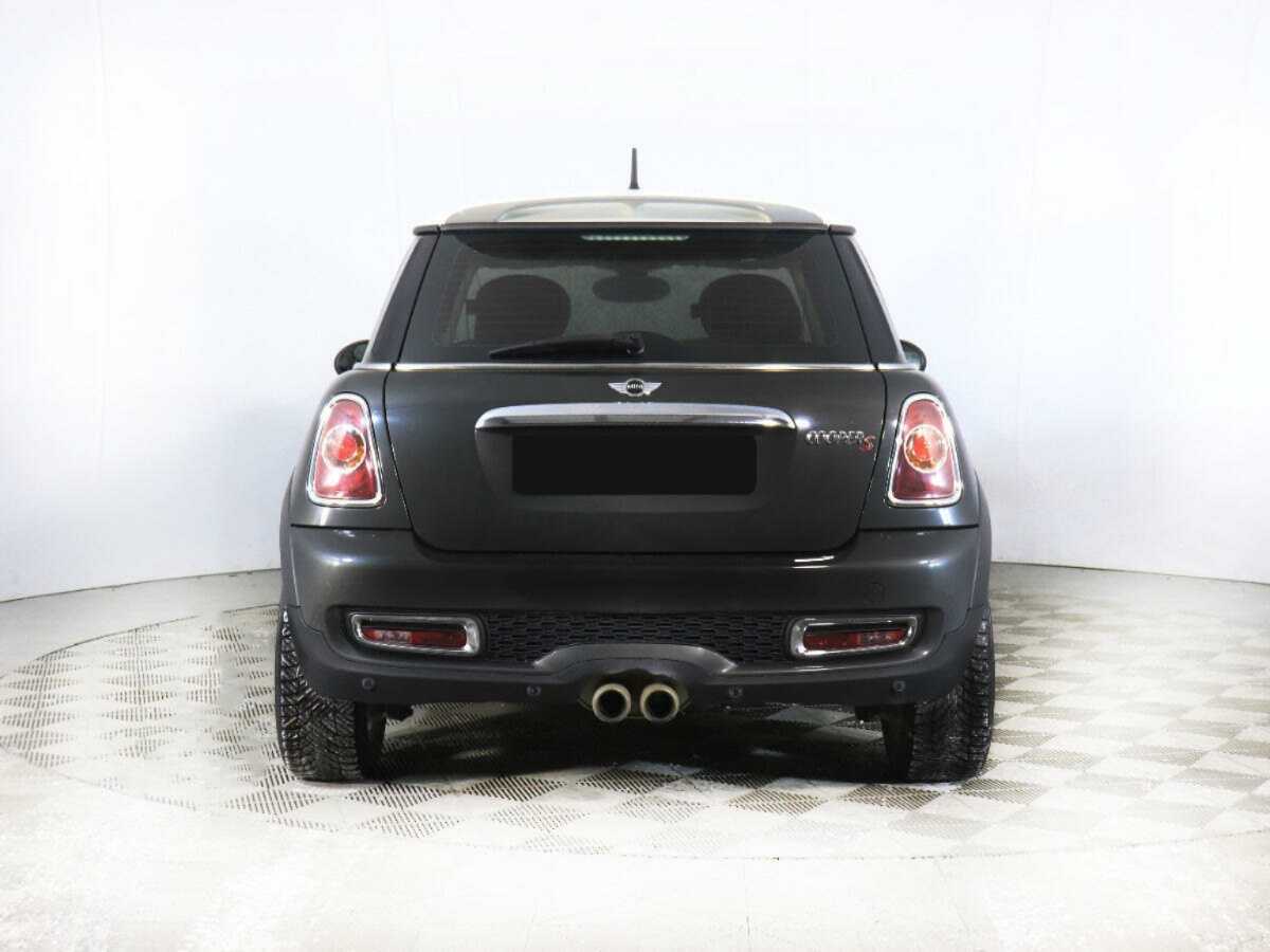 Mini Hatch 2011 года с пробегом. Фото: #4