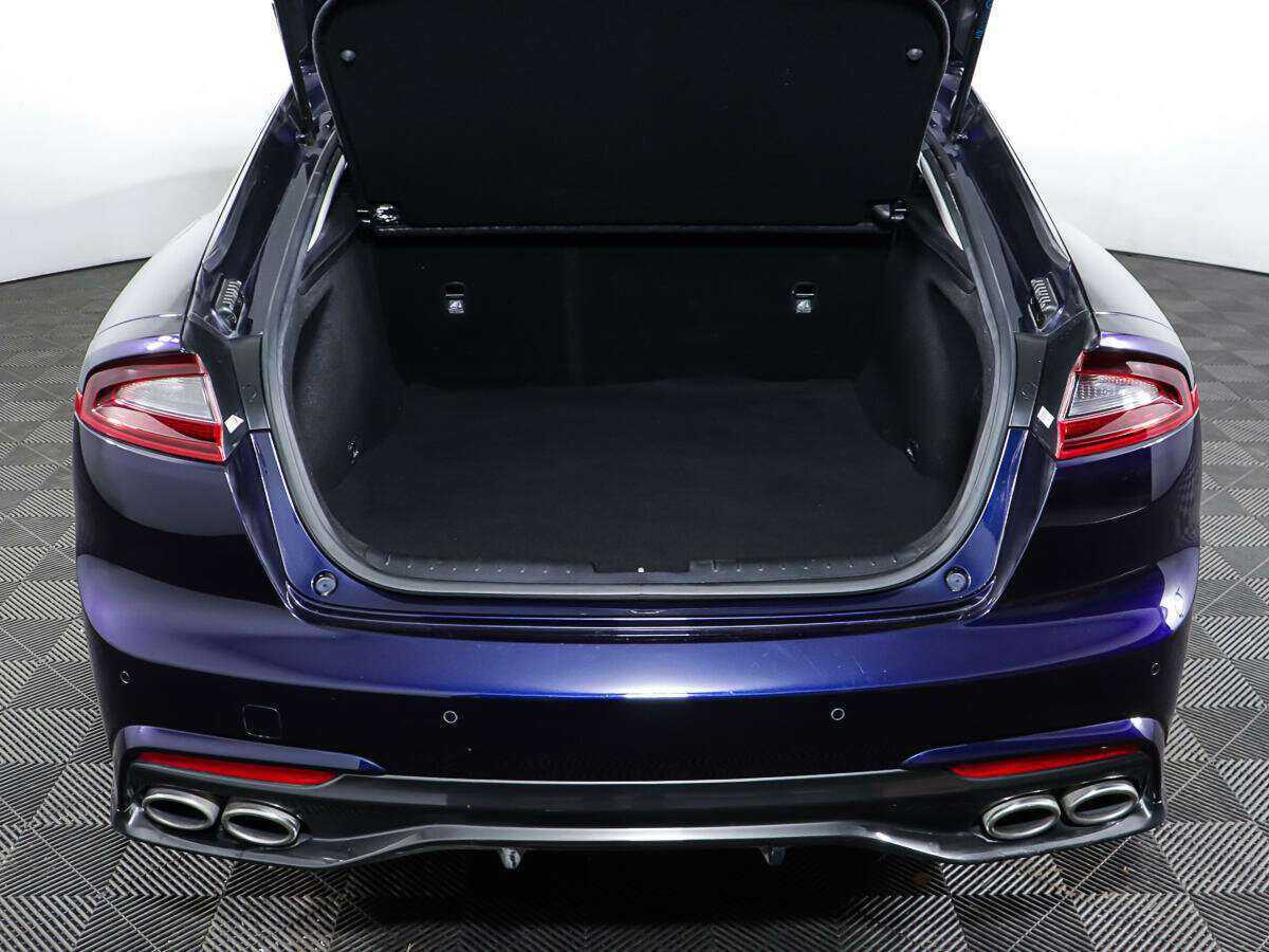 Kia Stinger 2019 года с пробегом. Фото: #9