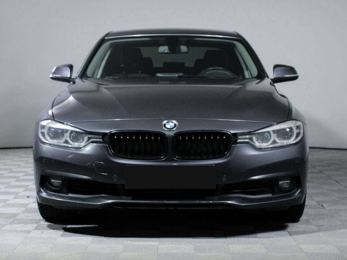 BMW 3 серии 2017 года с пробегом. Фото: #1