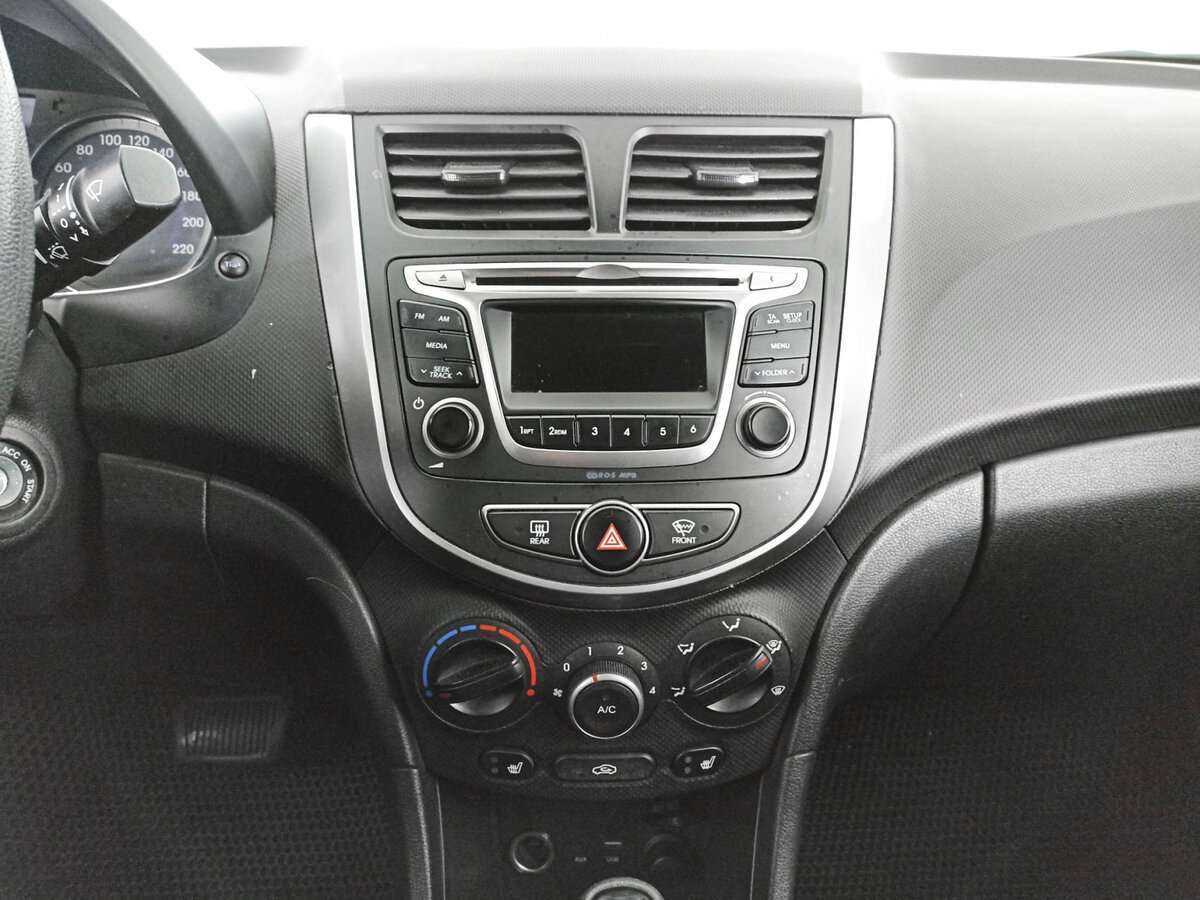 Hyundai Solaris 2015 года с пробегом. Фото: #14