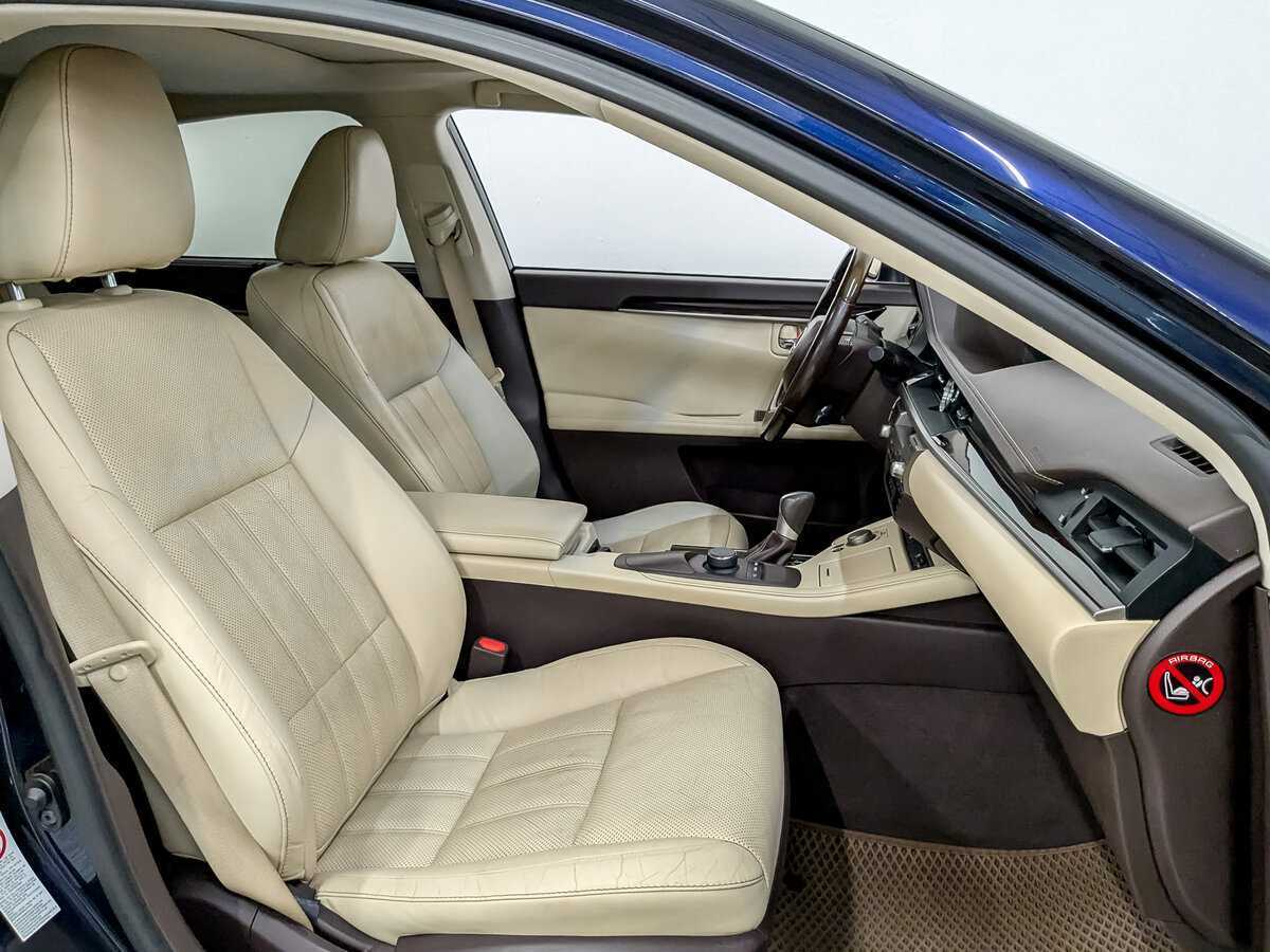 Lexus ES 2015 года с пробегом. Фото: #24