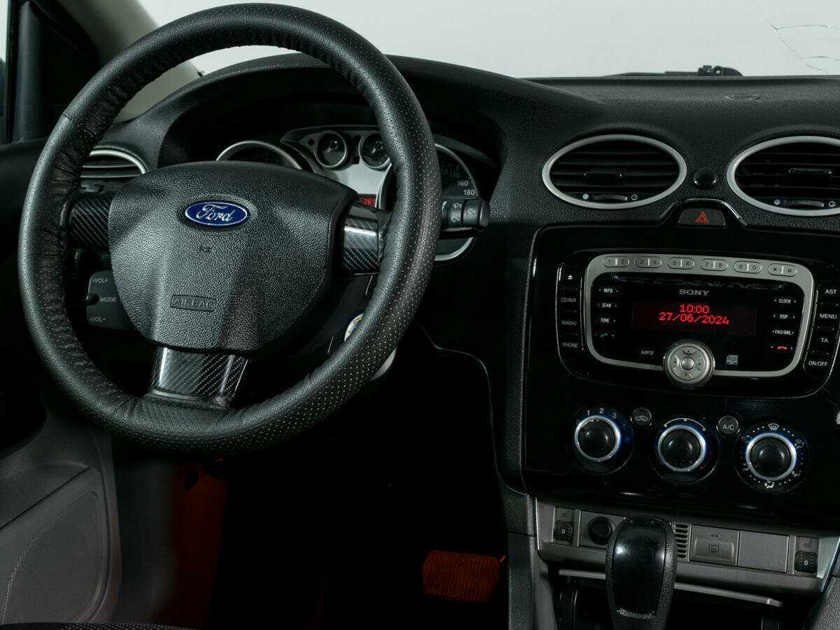 Ford Focus 2010 года с пробегом. Фото: #9