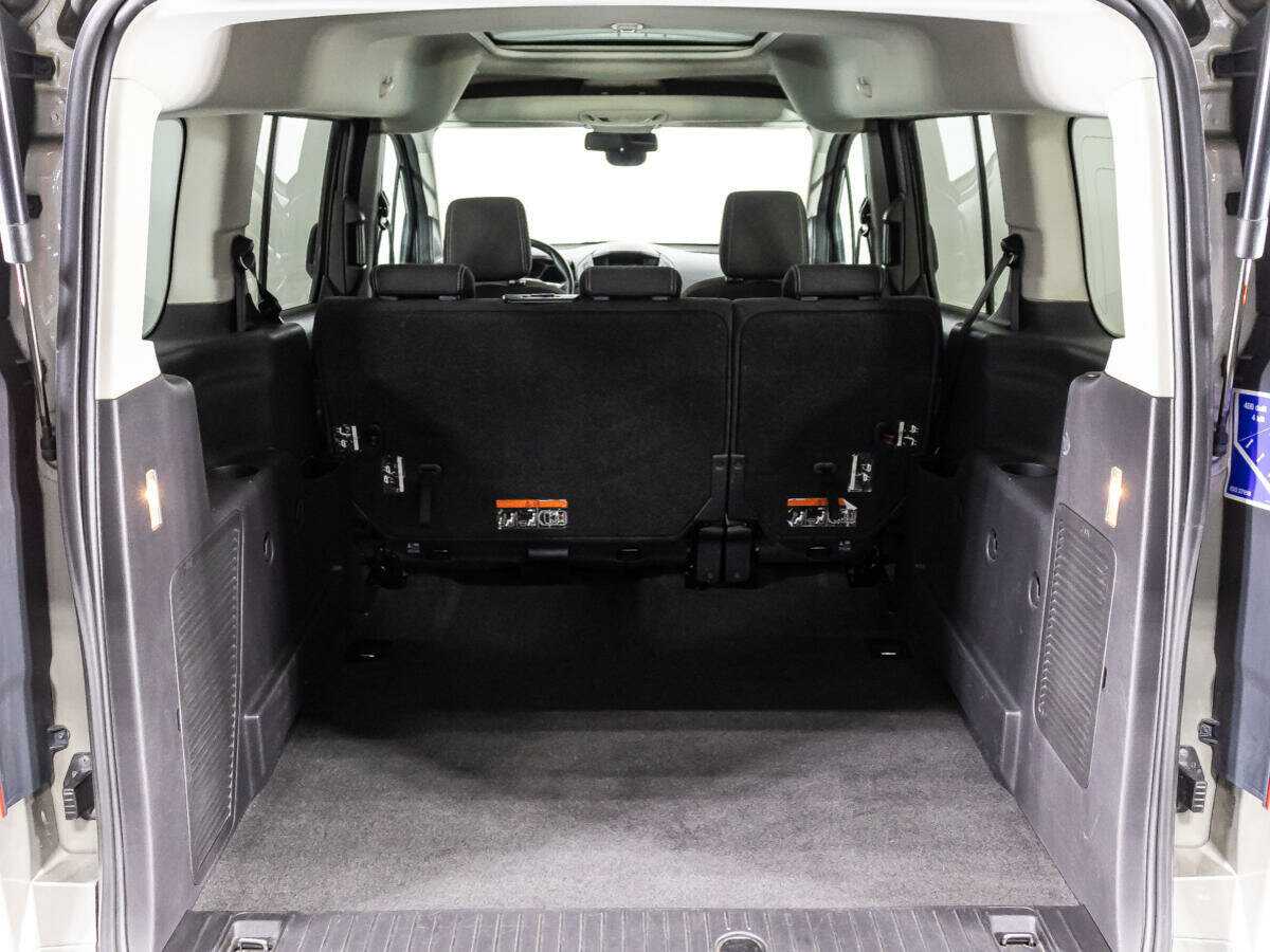 Ford Tourneo Connect 2017 года с пробегом. Фото: #14