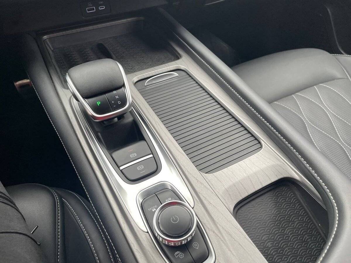 Chery Arrizo 8 2023 года с пробегом. Фото: #16