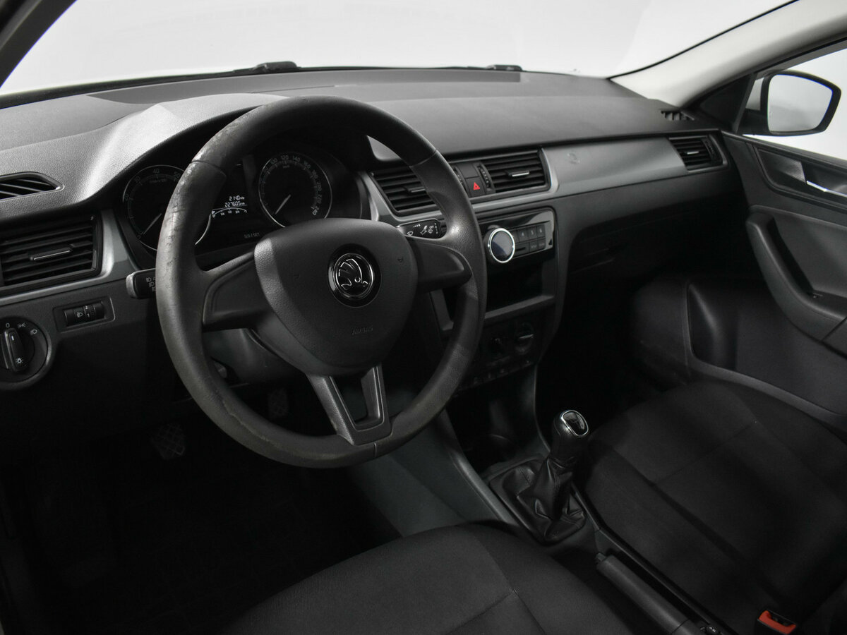 Skoda Rapid 2017 года с пробегом. Фото: #6