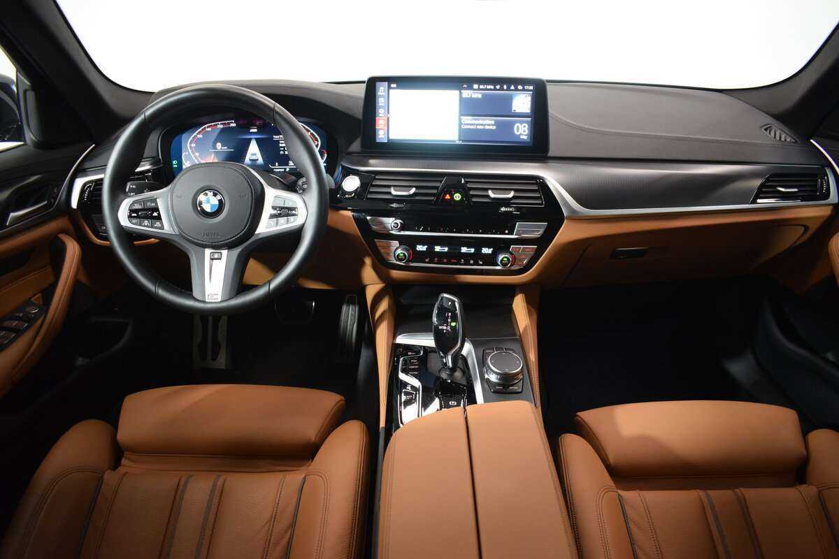 BMW 5 серии 2023 года с пробегом. Фото: #7