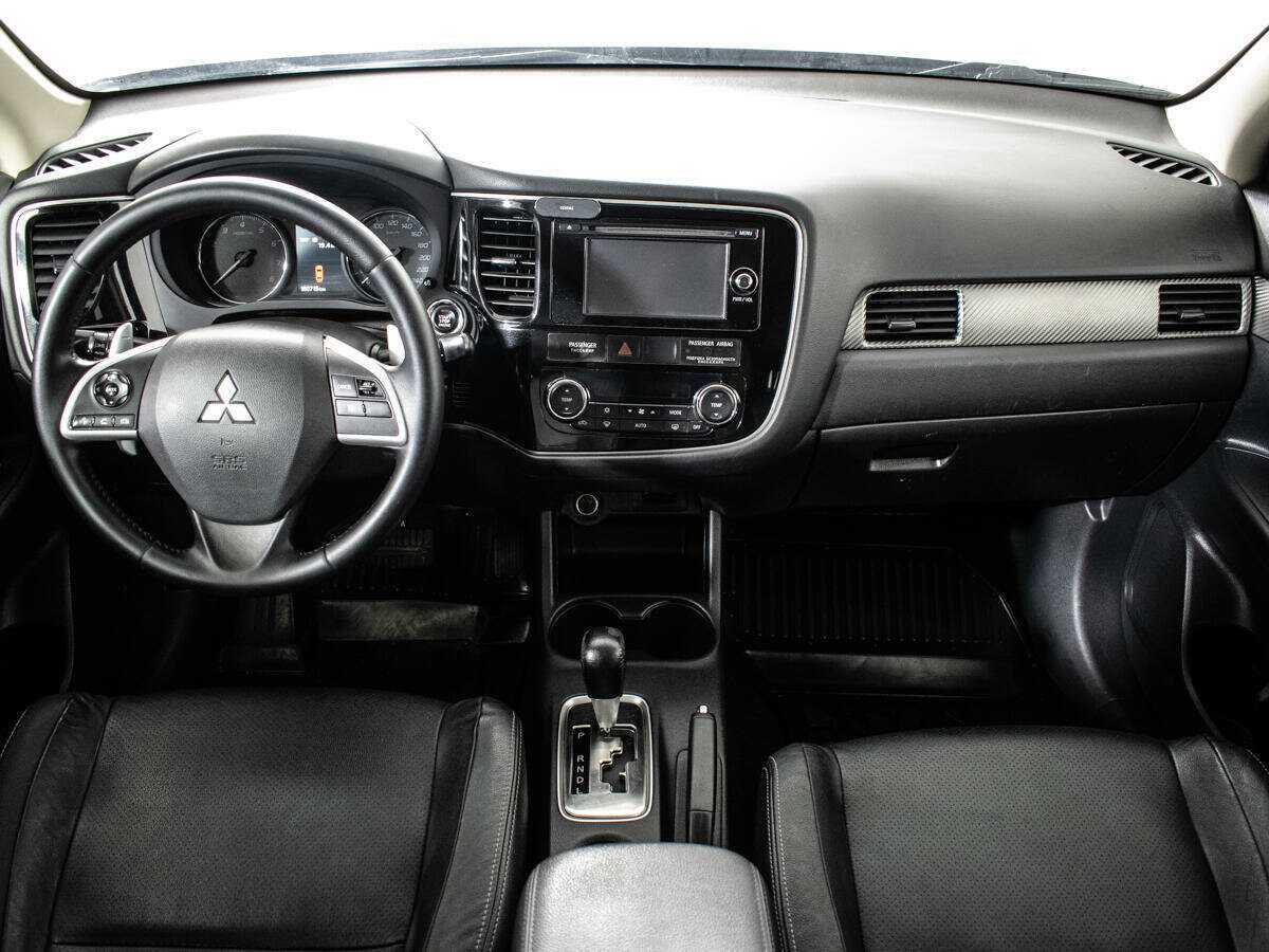 Mitsubishi Outlander 2013 года с пробегом. Фото: #10