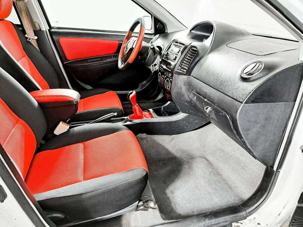 Geely MK Cross 2012 года с пробегом. Фото: #8