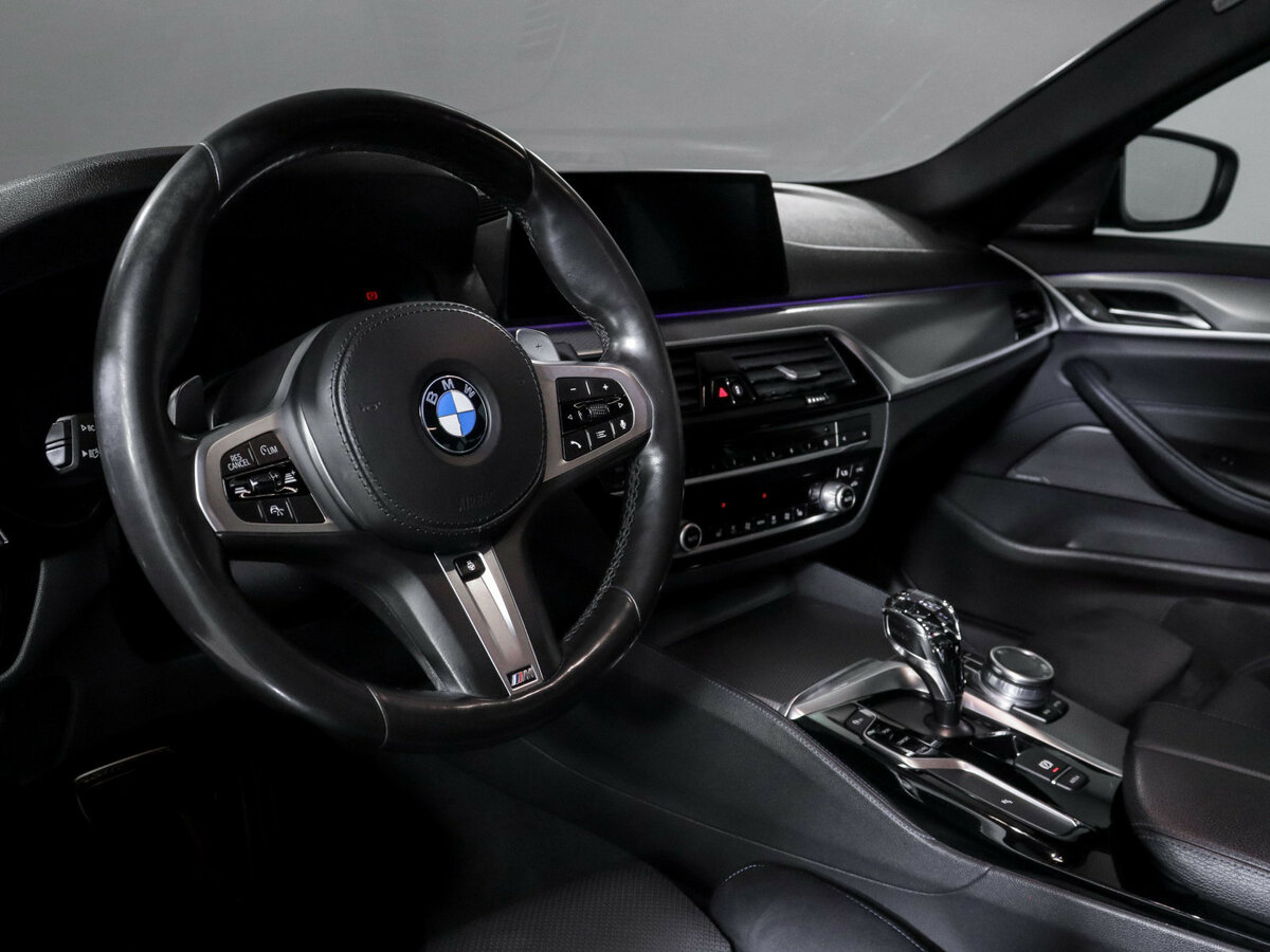 BMW 5 серии 2020 года с пробегом. Фото: #12