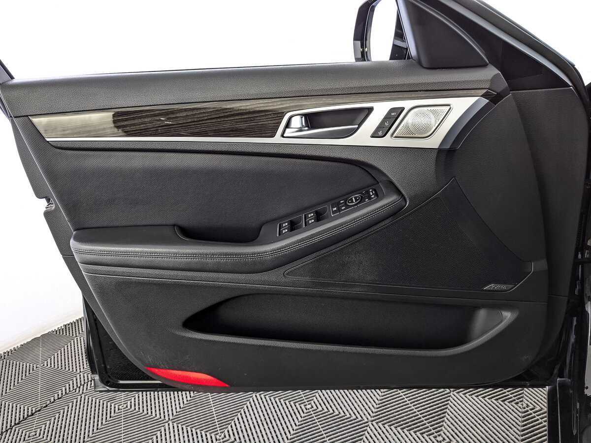Genesis G80 2019 года с пробегом. Фото: #18