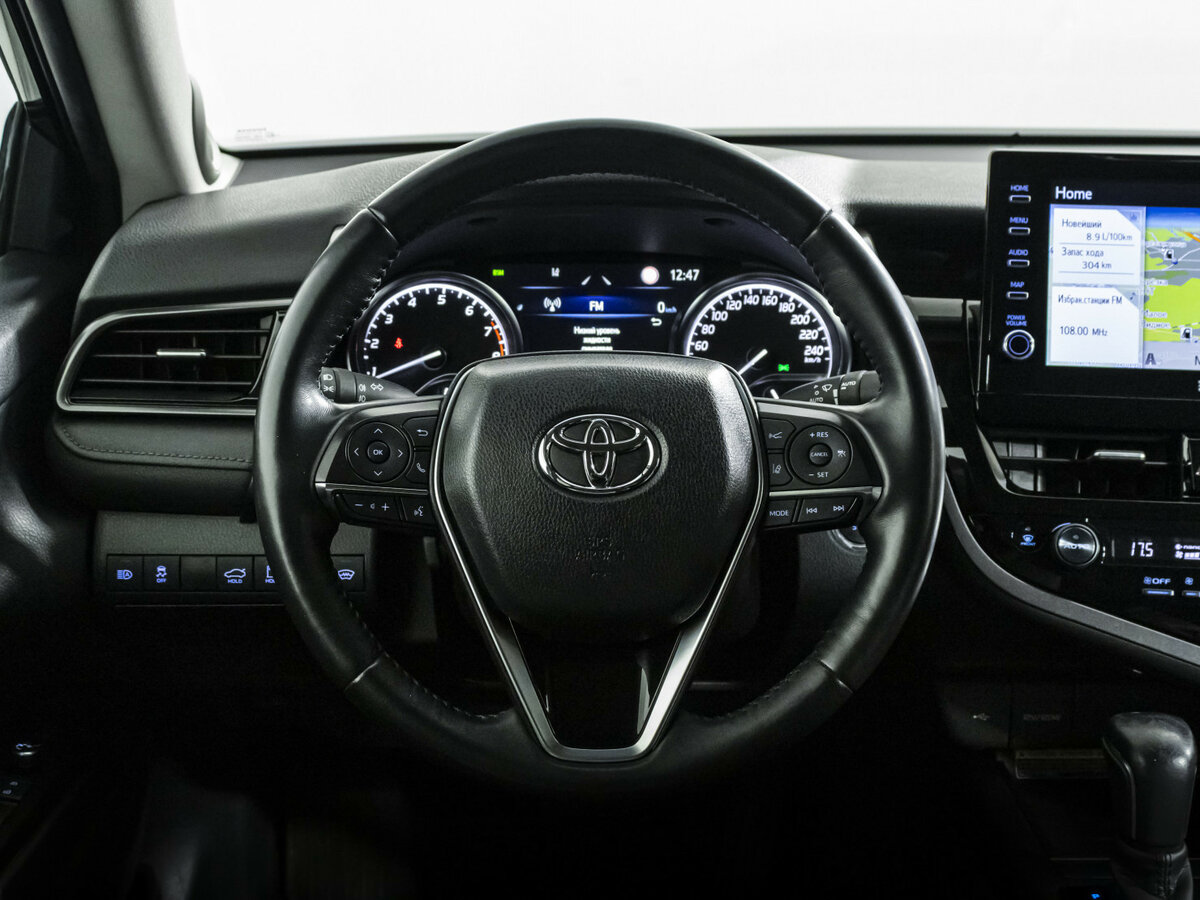 Toyota Camry 2021 года с пробегом. Фото: #9