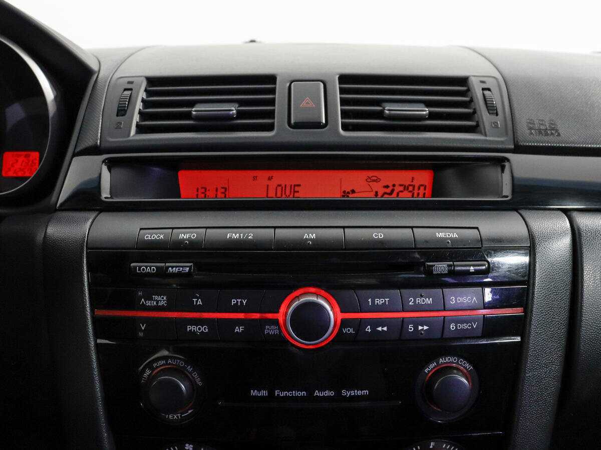 Mazda 3 2008 года с пробегом. Фото: #12