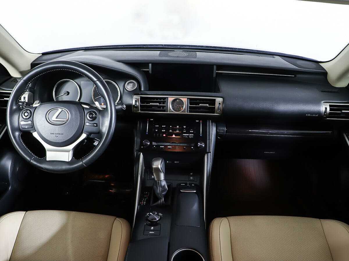 Lexus IS 2013 года с пробегом. Фото: #10