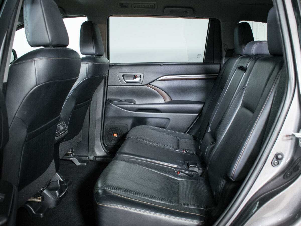 Toyota Highlander 2013 года с пробегом. Фото: #8