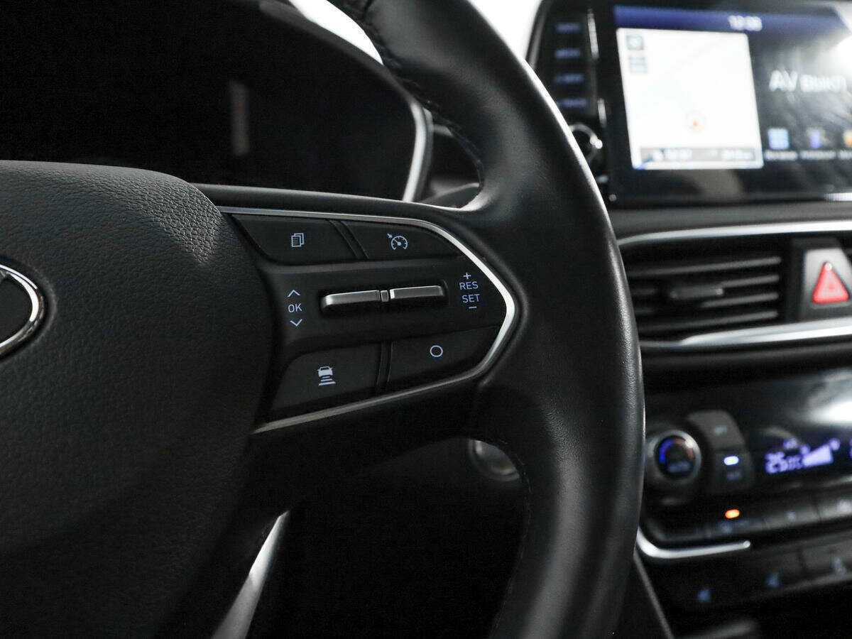 Hyundai Santa Fe 2019 года с пробегом. Фото: #13