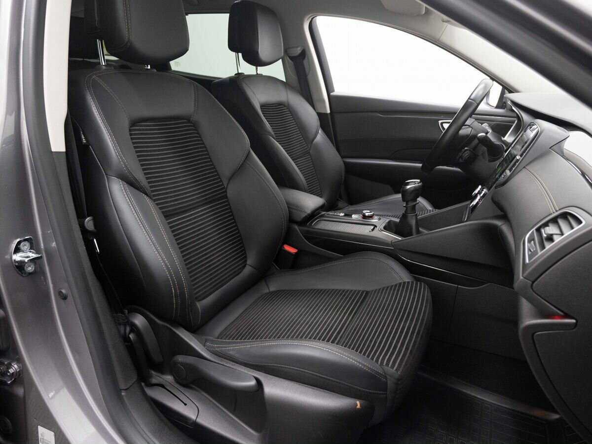 Renault Talisman 2017 года с пробегом. Фото: #13