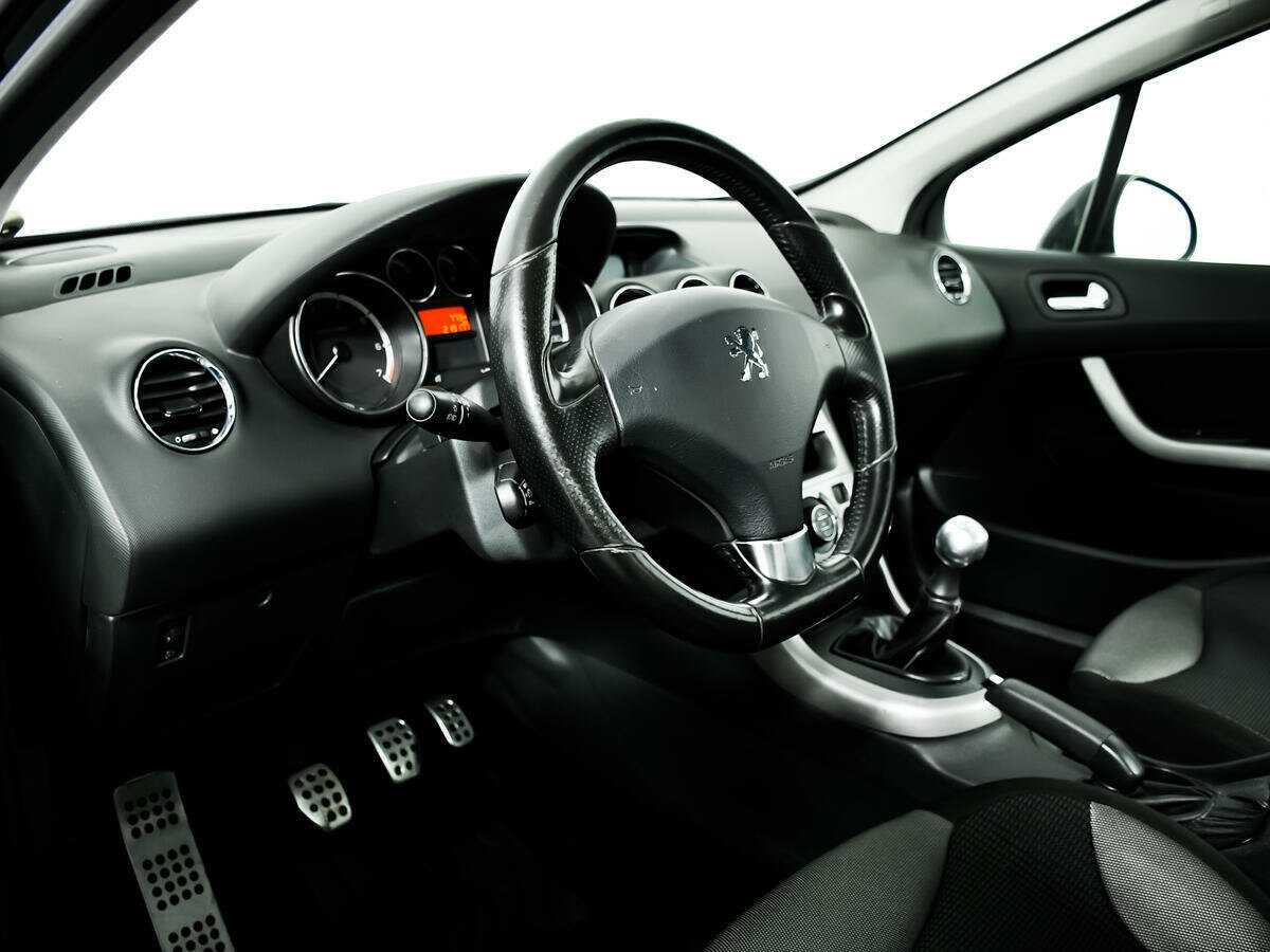 Peugeot 308 2010 года с пробегом. Фото: #12