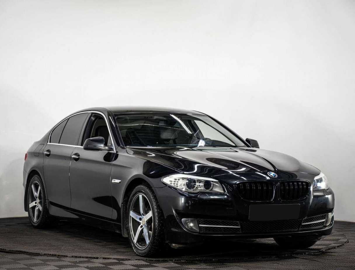 BMW 5 серии 2013 года с пробегом. Фото: #2