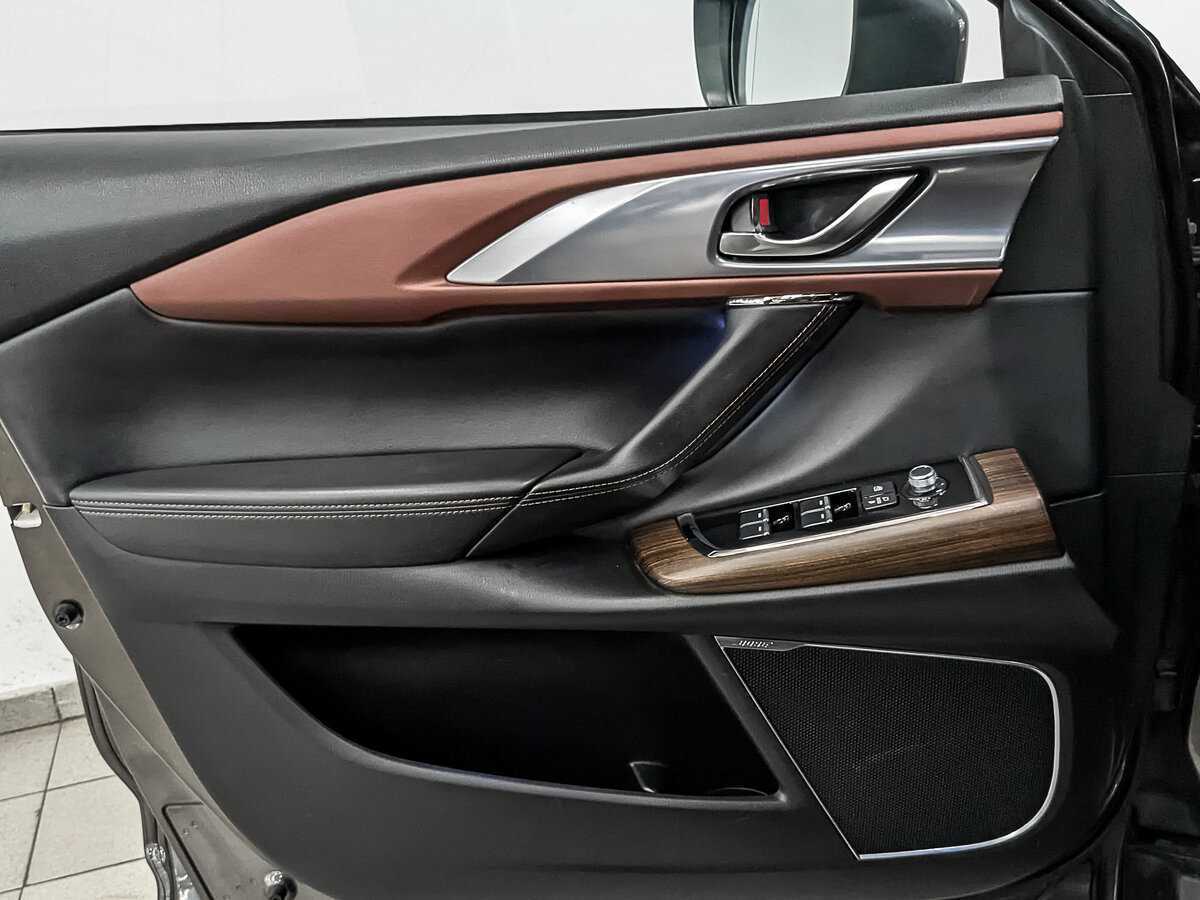 Mazda CX-9 2019 года с пробегом. Фото: #18