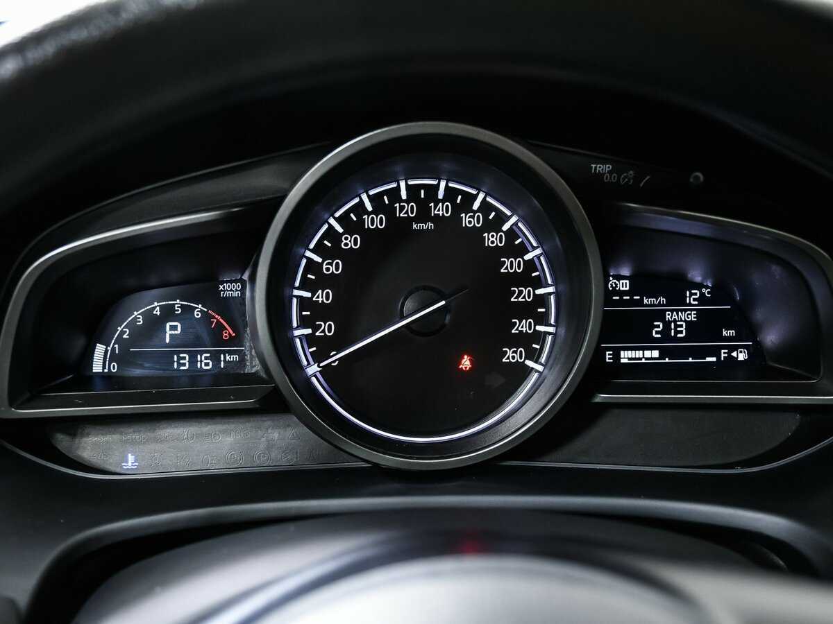 Mazda CX-4 2022 года с пробегом. Фото: #9