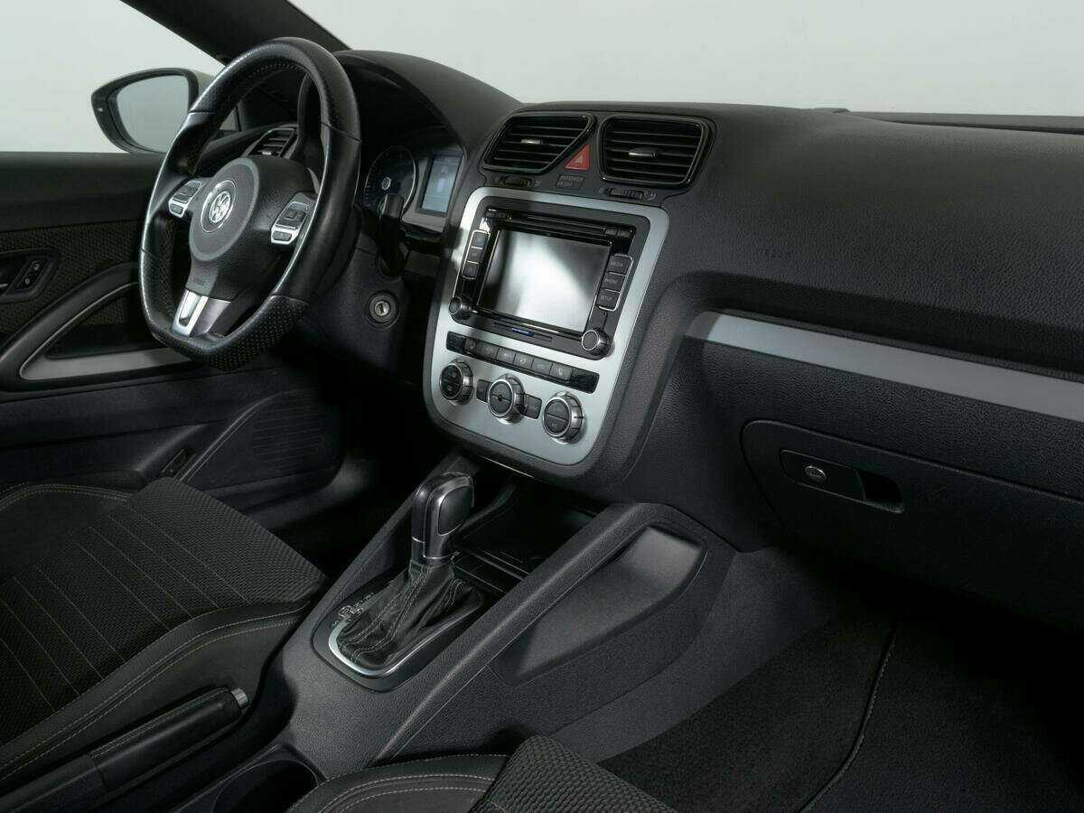 Volkswagen Scirocco 2013 года с пробегом. Фото: #8