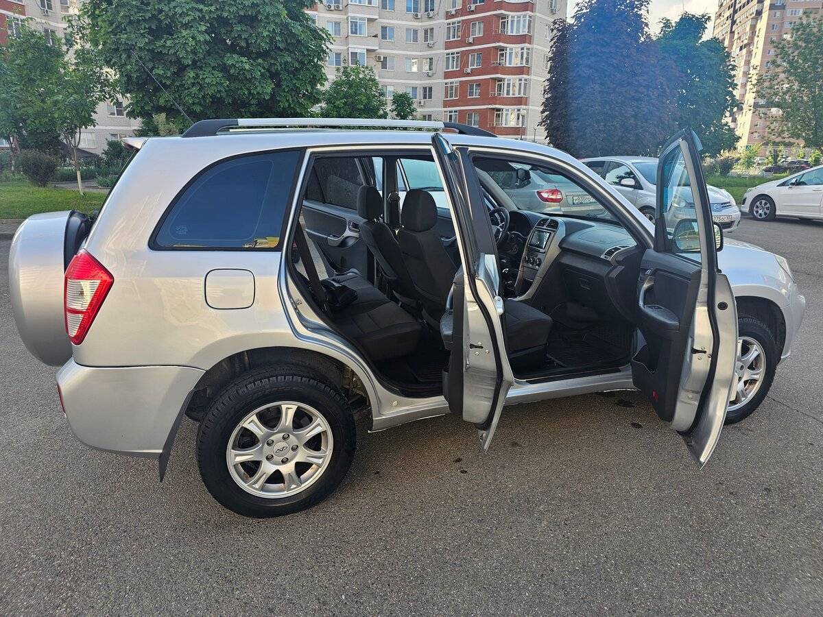 Chery Tiggo (T11) 2014 года с пробегом. Фото: #24