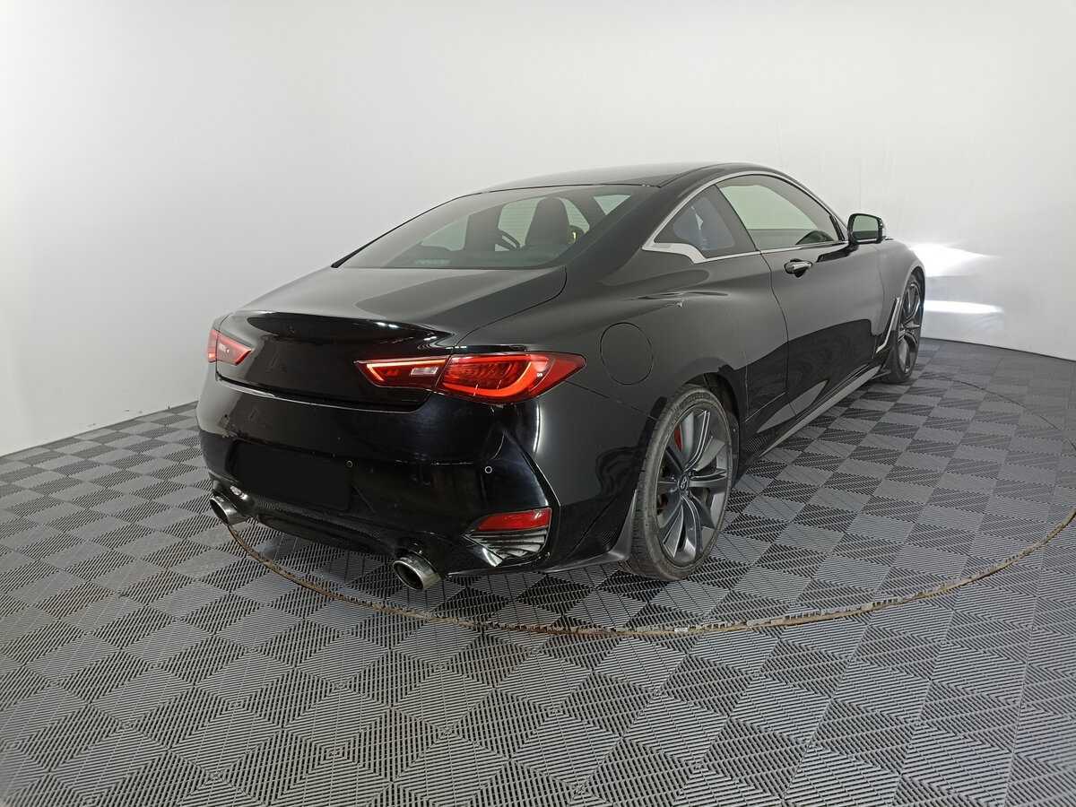 Infiniti Q60 2017 года с пробегом. Фото: #4