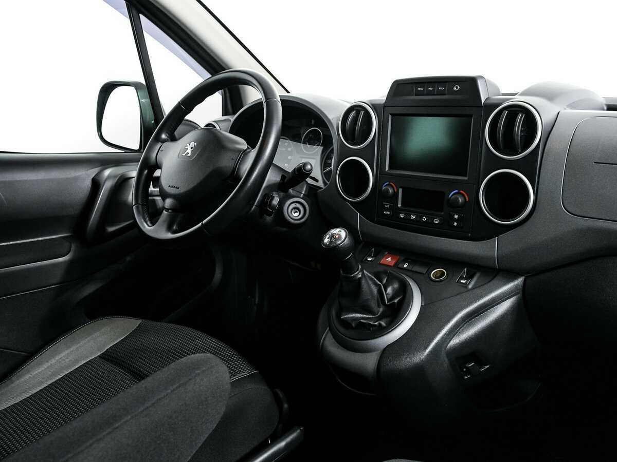 Peugeot Partner 2017 года с пробегом. Фото: #6