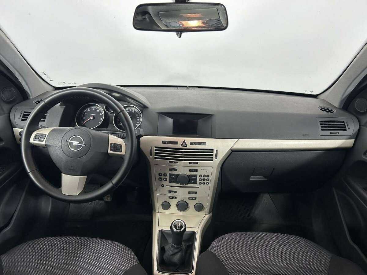 Opel Astra 2008 года с пробегом. Фото: #5