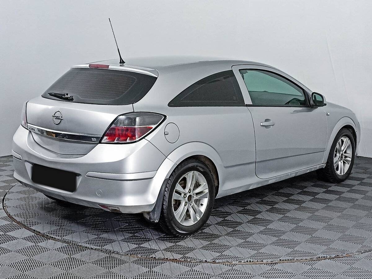 Opel Astra 2011 года с пробегом. Фото: #4