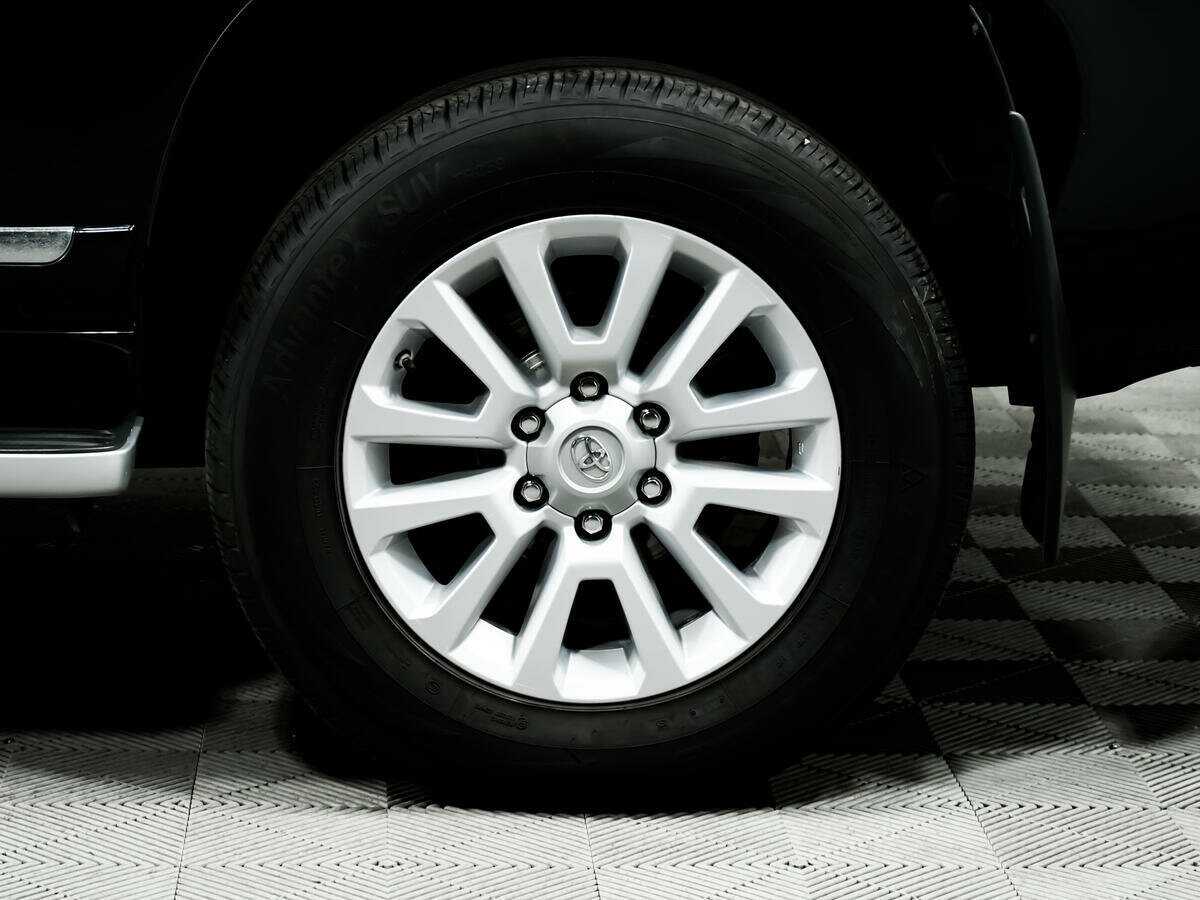 Toyota Land Cruiser Prado 2015 года с пробегом. Фото: #13