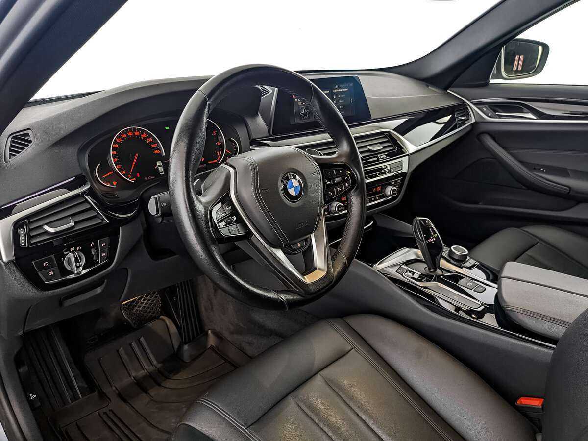 BMW 5 серии 2020 года с пробегом. Фото: #10