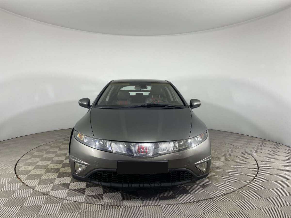 Honda Civic 2007 года с пробегом. Фото: #1